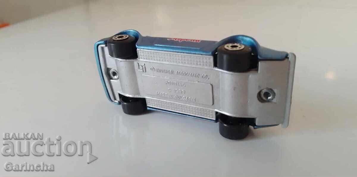 Livrarea Matchbox Bulgaria 1/64 PONTIAC Livrarea Matchbox Bulgaria 1/64 PONTIAC