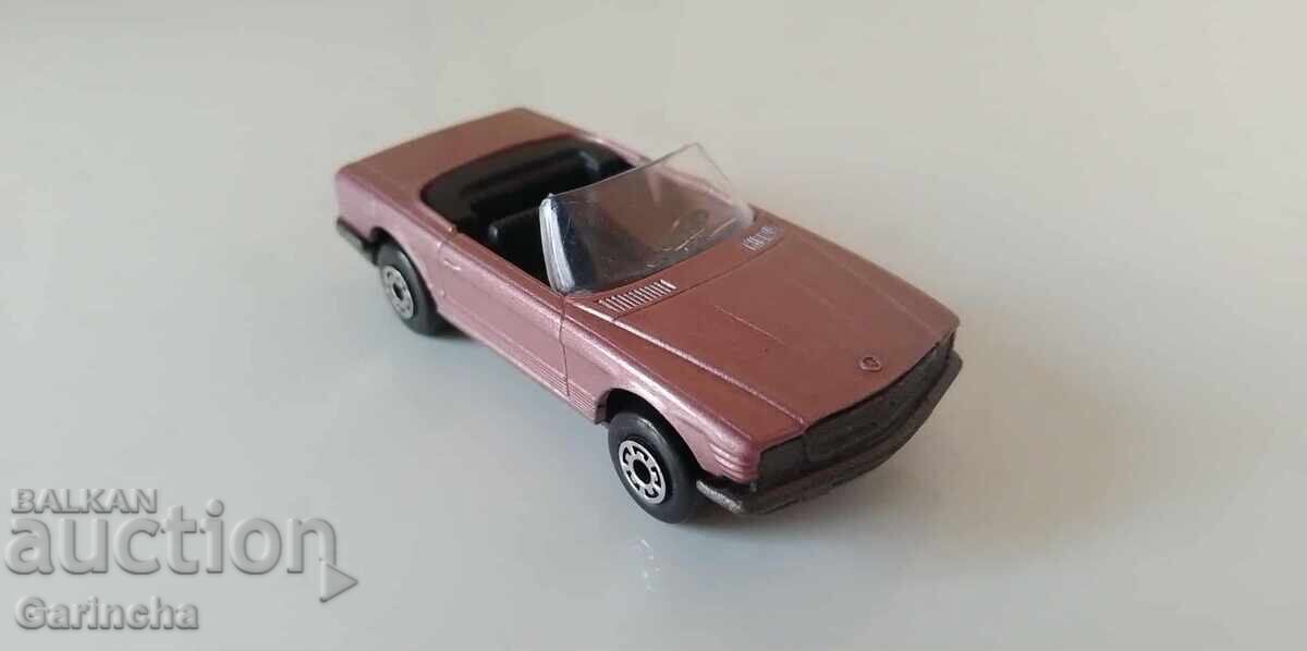 Matchbox Bulgaria 1/64 MERCEDES 350 cu preț 50.00 BGN | € 25.56