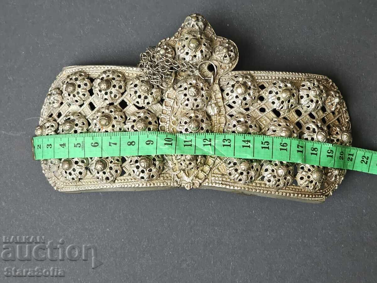 Auction  Authentic Revival-era Pendants from Teteven