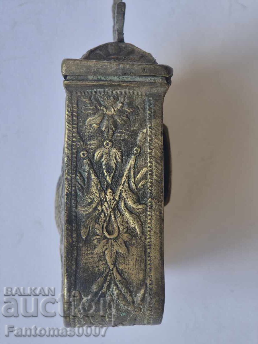 Auction OLD AUTHENTIC FLINTLOCK-POWDER HORN Auction OLD AUTHENTIC FLINTLOCK-POWDER HORN