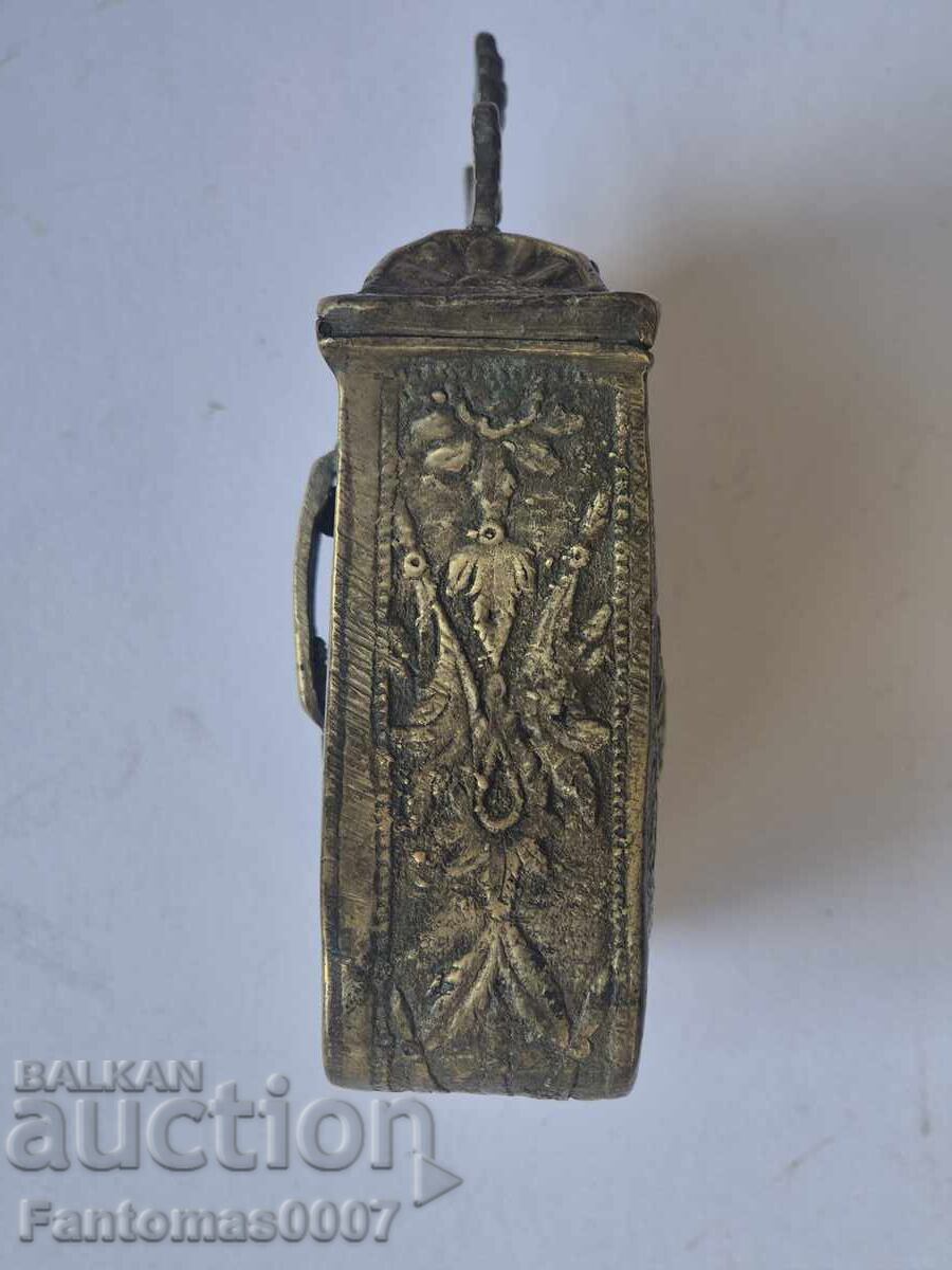 OLD AUTHENTIC FLINTLOCK-POWDER HORN - 5 OLD AUTHENTIC FLINTLOCK-POWDER HORN - 5