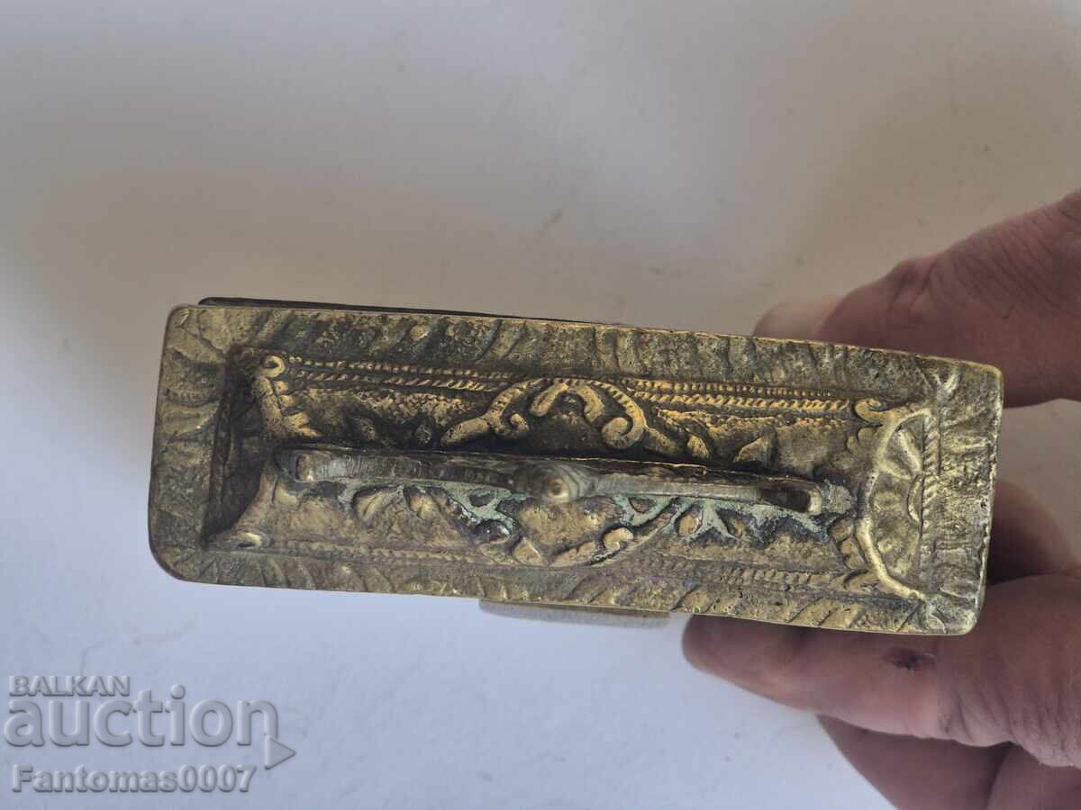 OLD AUTHENTIC FLINTLOCK-POWDER HORN - 9 OLD AUTHENTIC FLINTLOCK-POWDER HORN - 9