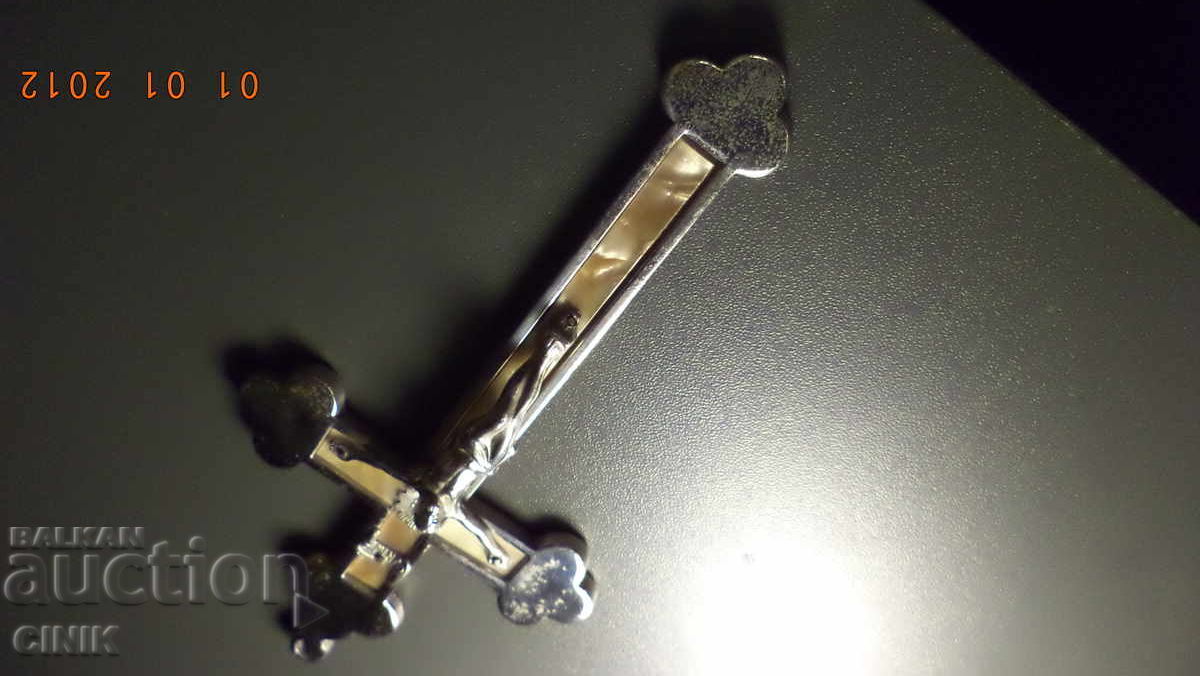 CRUCE cu preț 20.00 BGN | € 10.23