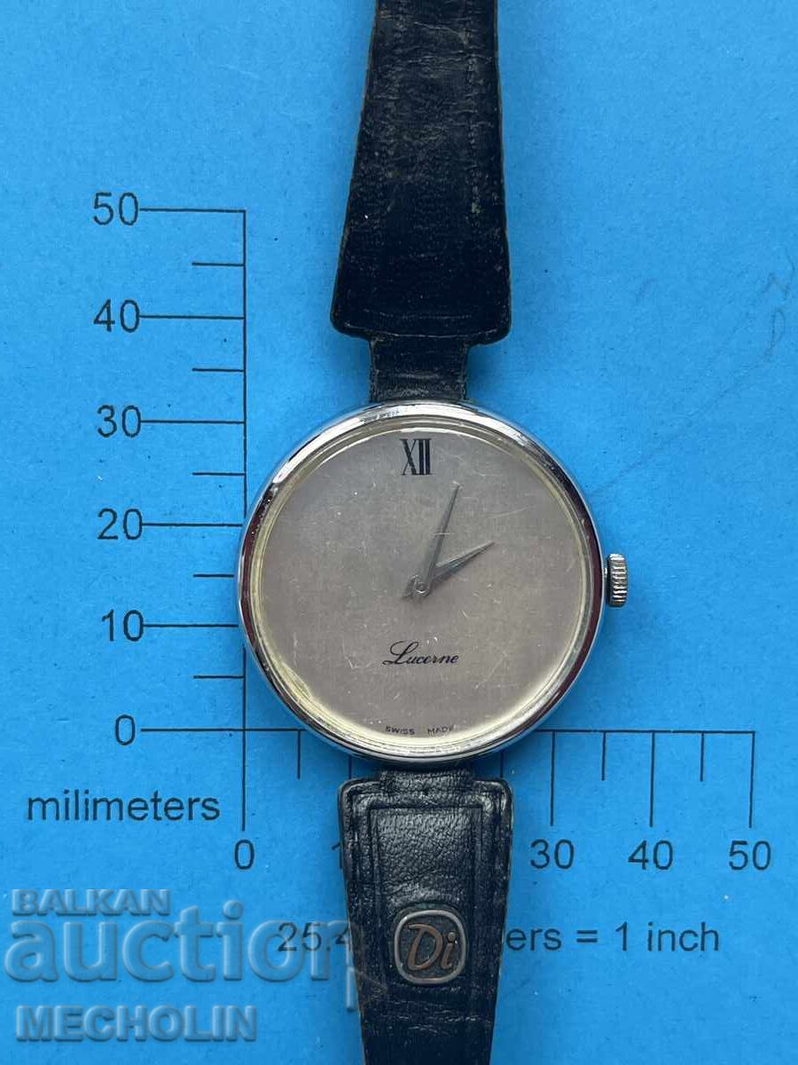 WATCH 19 with price 12.00 BGN | € 6.14