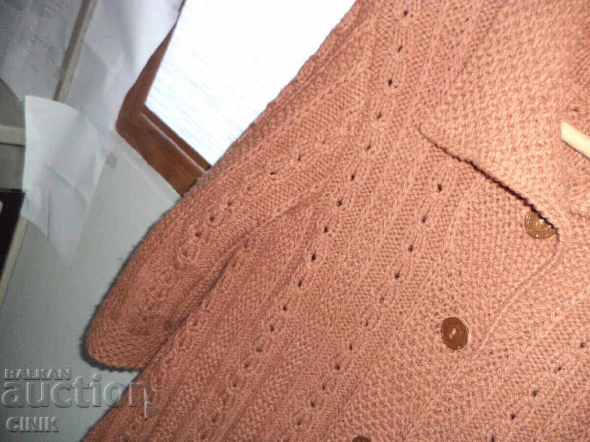 Παράδοση Γυναικείο πλεκτό παλτό