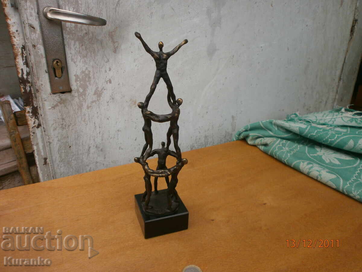 Παλιά, βαριά μπρούτζινη γλυπτική, αγαλματίδιο 26 εκ - 7 Παλιά, βαριά μπρούτζινη γλυπτική, αγαλματίδιο 26 εκ - 7