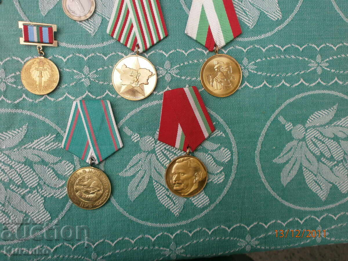 Παράδοση Τάγματα μετάλλια Λ.Δ.Β Παράδοση Τάγματα μετάλλια Λ.Δ.Β