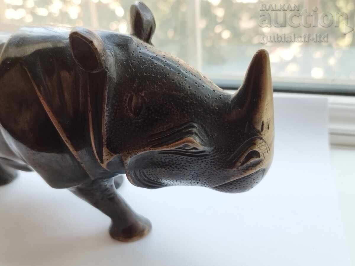 Auction  Bronze figure, sculpture, rhinoceros