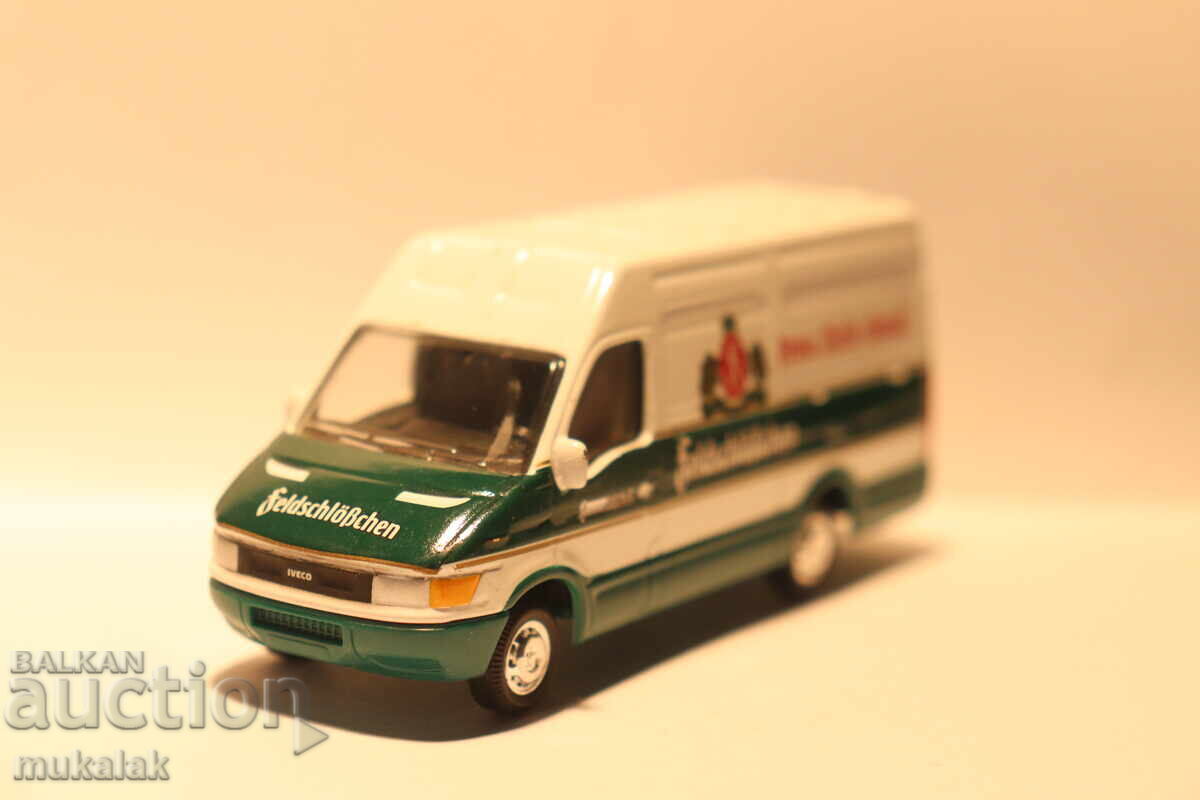 Licitație 1/64 GRELL MODEL IVECO MODEL COLIȚĂ
