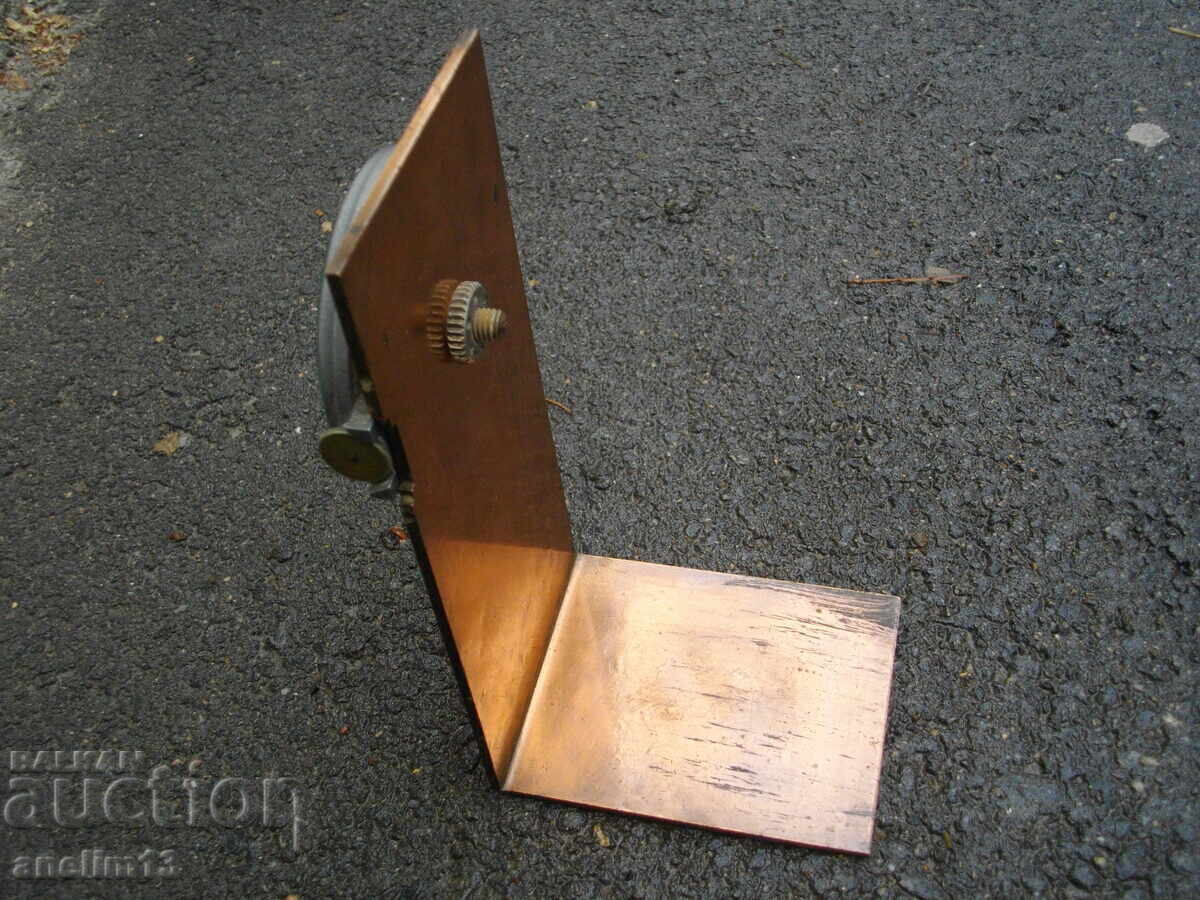 ΓΙΑ ΡΕΤΡΟ ΑΥΤΟΚΙΝΗΤΟ ΡΟΛΟΪ ΤΡΑΠΕΖΙΟΥ JAEGER PARIS 36 ΩΡΩΝ με τιμή 190.00 BGN | € 97.15