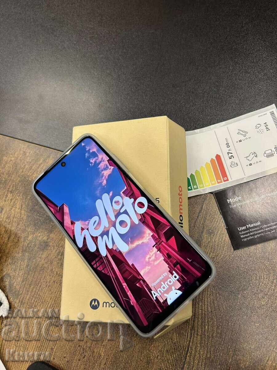 Auction Motorola G05 Phone - Like New Auction Motorola G05 Phone - Like New