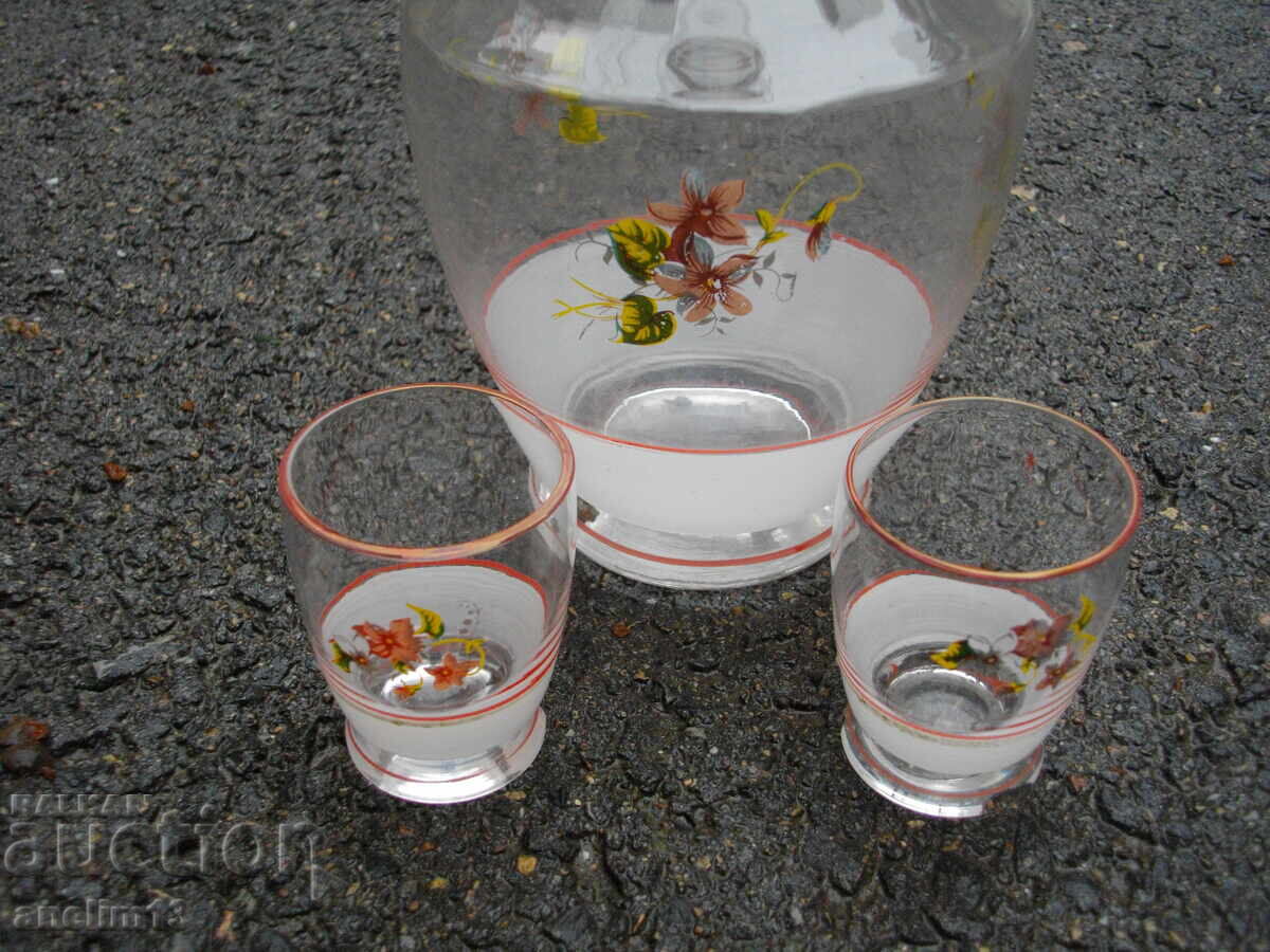 SERVICIU DE STICLĂ PICTAT MANUAL, CARAFĂ CU DOUĂ PAHARE PENTRU RĂCHIU cu preț 95.00 BGN | € 48.57 SERVICIU DE STICLĂ PICTAT MANUAL, CARAFĂ CU DOUĂ PAHARE PENTRU RĂCHIU cu preț 95.00 BGN | € 48.57