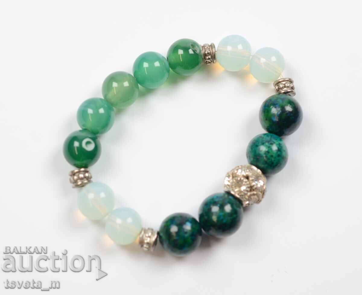 Ελαστικό βραχιόλι με φυσικά πετράδια με τιμή 5.00 BGN | € 2.56