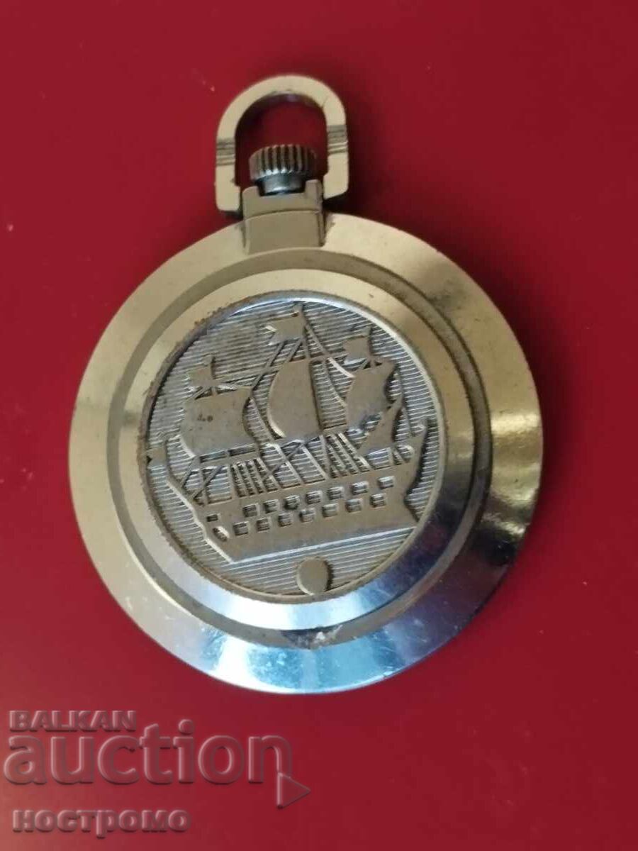 Auction Rocket with ship - A 5884 Auction Rocket with ship - A 5884