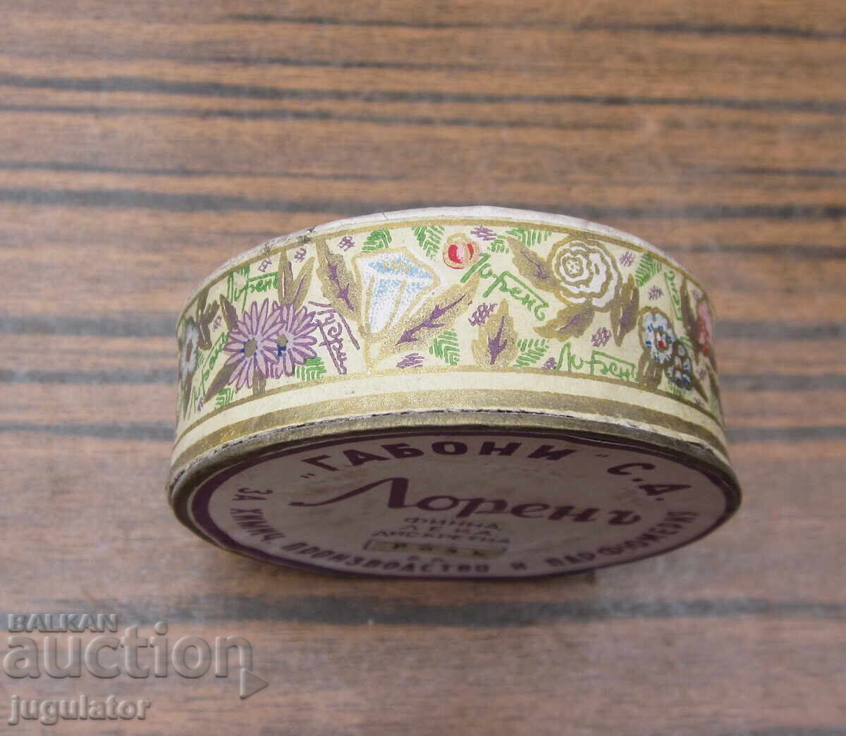 Δημοπρασία Βασίλειο της Βουλγαρίας παλιά γυναικεία πούδρα Loren Loren σε κουτί Δημοπρασία Βασίλειο της Βουλγαρίας παλιά γυναικεία πούδρα Loren Loren σε κουτί