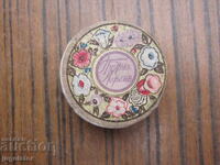 Βασίλειο της Βουλγαρίας παλιά γυναικεία πούδρα Loren Loren σε κουτί