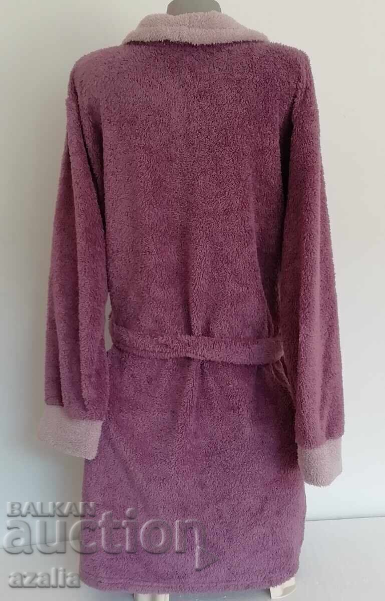 Auction  Purple women's bathrobe XXL