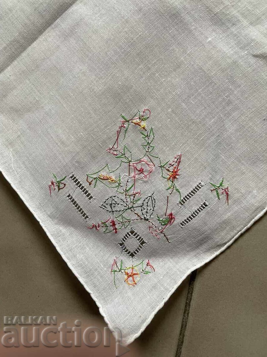 Auction  Batiste handkerchiefs, hand-embroidered - 5 pcs