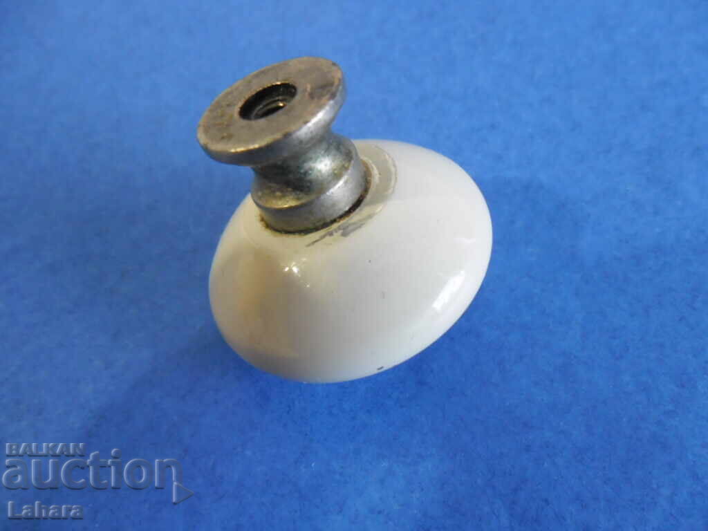 Доставка на Старина порцеланова дръжка за чекмеджета или врати Доставка на Старина порцеланова дръжка за чекмеджета или врати