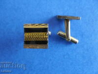 Cufflinks, buttons, buttonholes