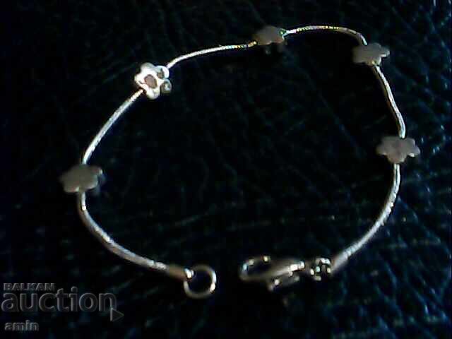 красива посребрена гривна красива посребрена гривна