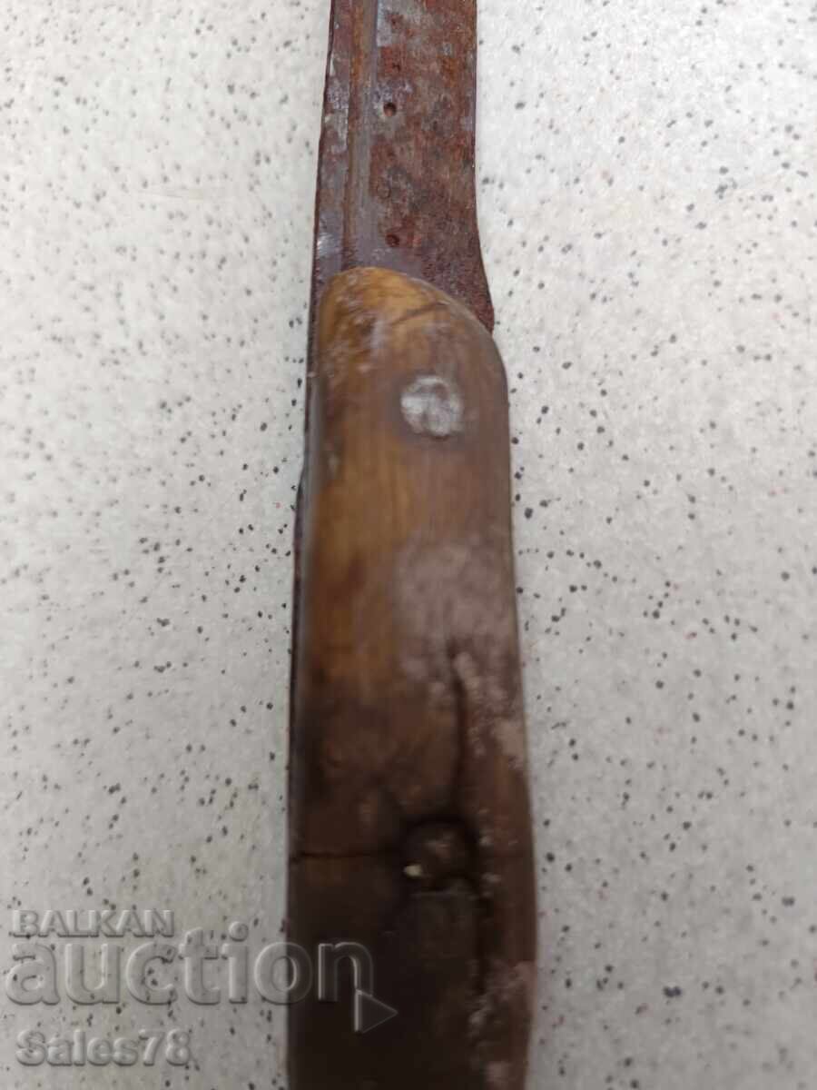 Delivery of Star Butcher Knife