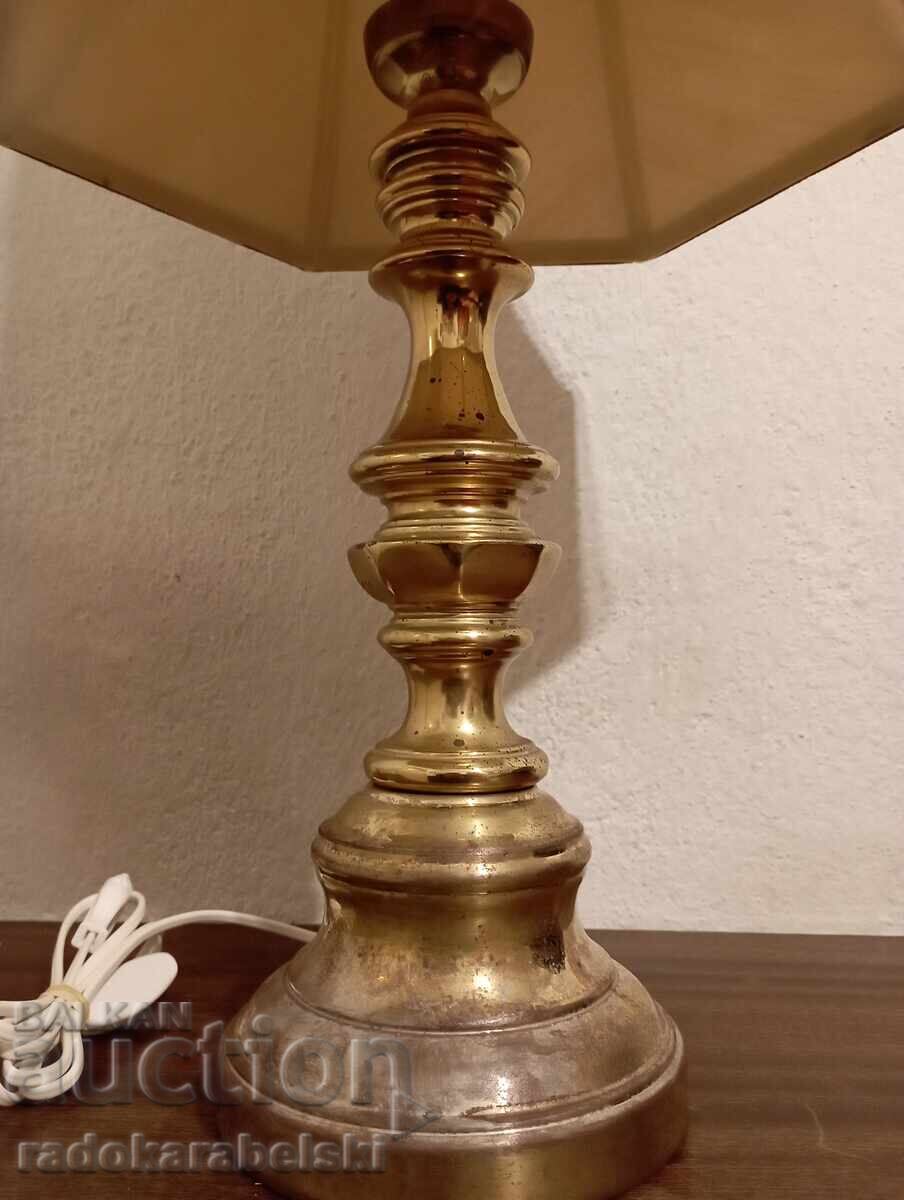 Όμορφη μεγάλη παλιά λάμπα με τιμή 79.90 BGN | € 40.85