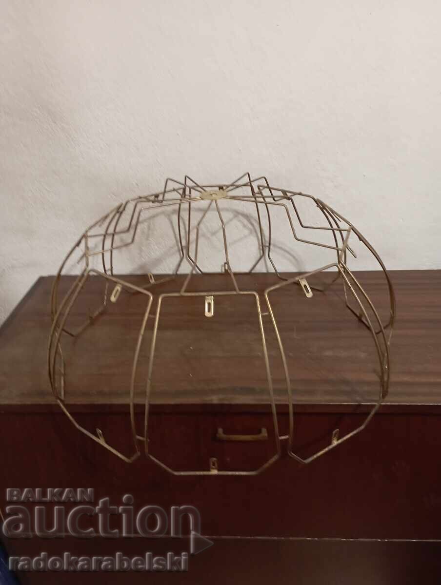 Large metal lampshade frame with price 9.90 BGN | € 5.06 Large metal lampshade frame with price 9.90 BGN | € 5.06