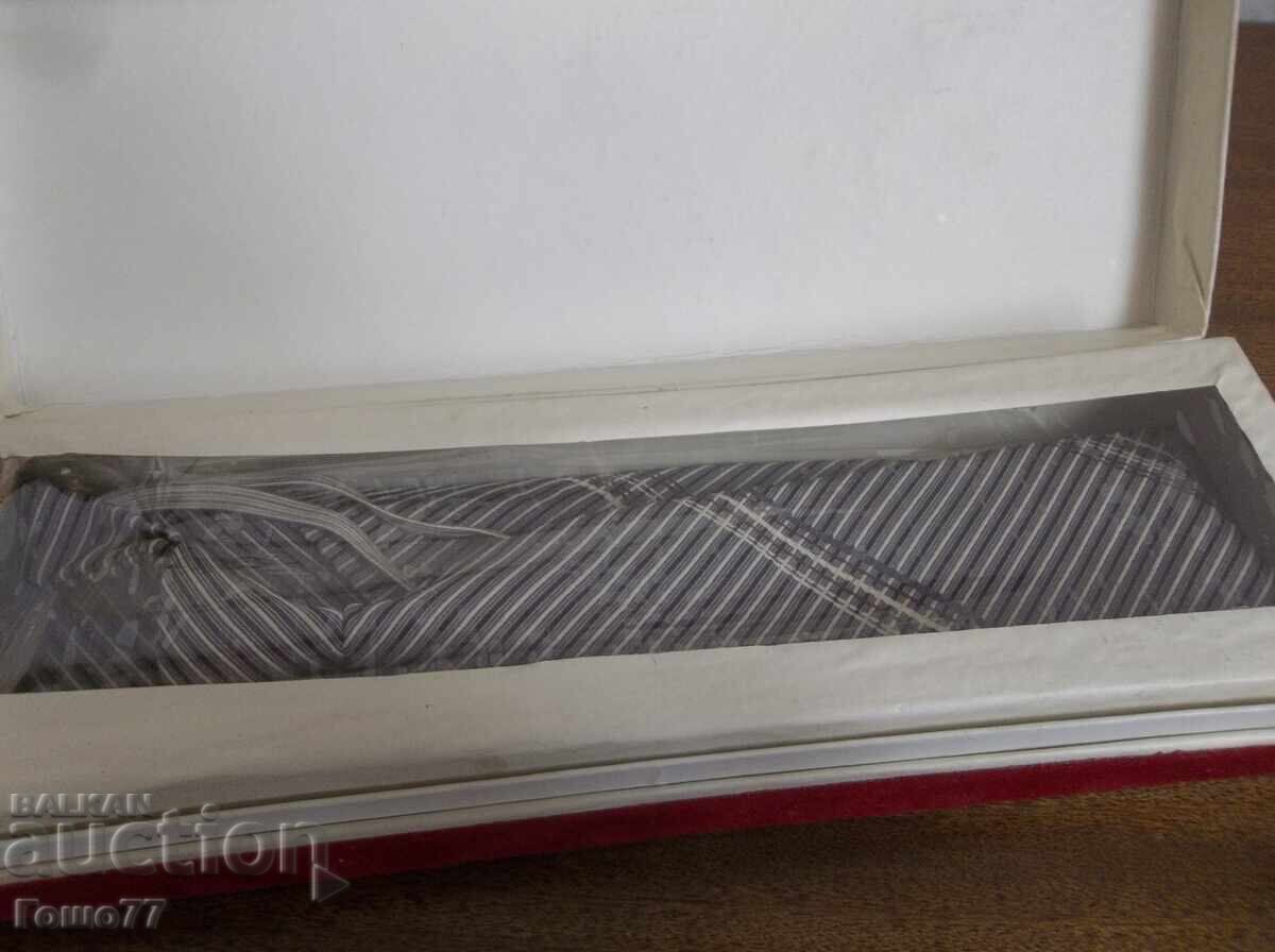 Γραβάτα με τιμή 50.00 BGN | € 25.56