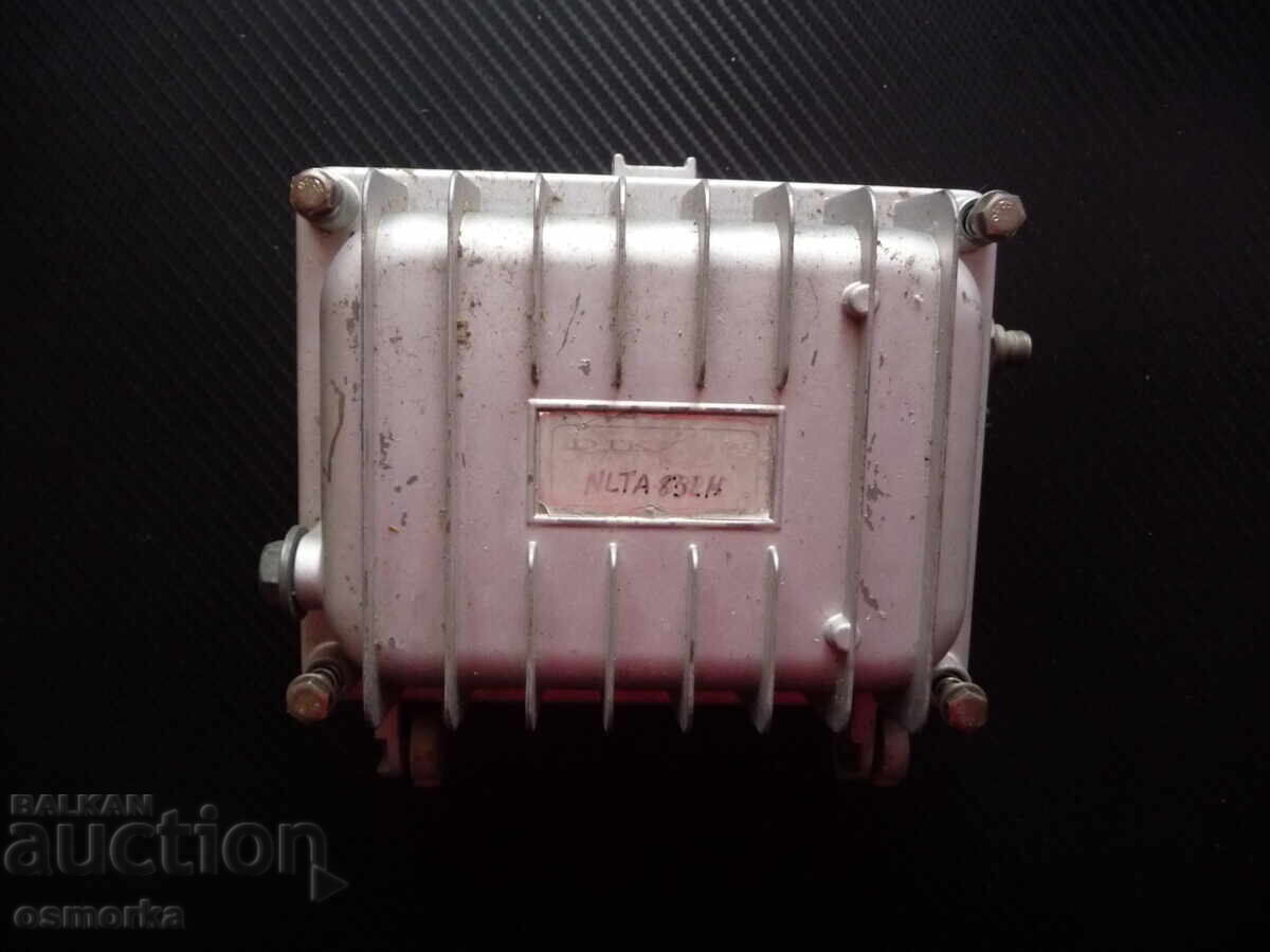 Livrarea Amplificator pentru programe de televiziune prin cablu, montaj exterior, cutie Livrarea Amplificator pentru programe de televiziune prin cablu, montaj exterior, cutie