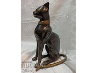 MASSIVE BRONZE SCULPTURE OF THE CAT BASTET