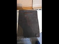 Organizator din piele