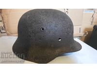 Стара немска каска,автентична,ръждясала!