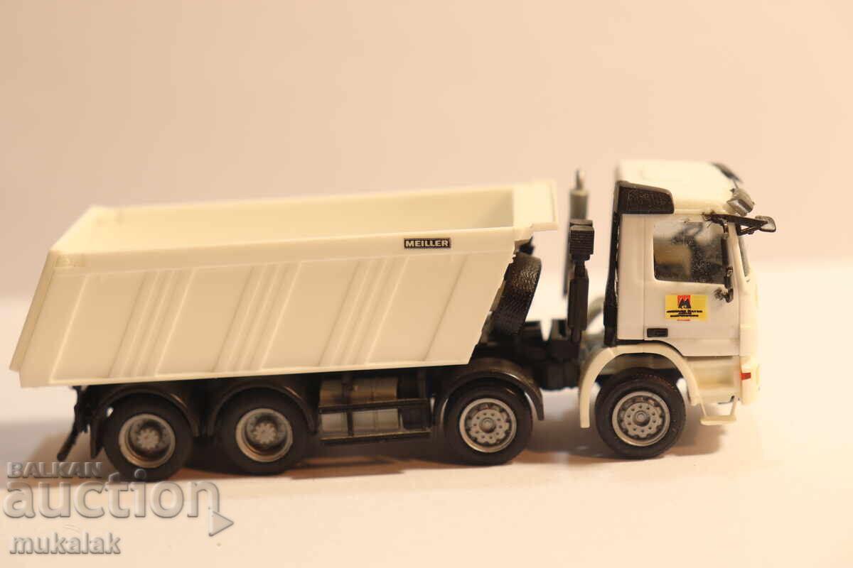 Delivery of HERPA 1:87 H0 MERCEDES DUMP TRUCK GONDOLA TRUCK MODEL