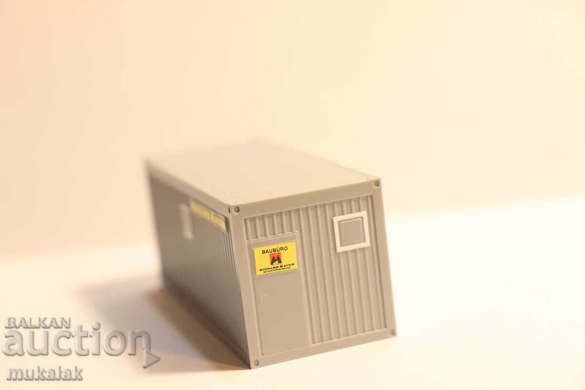 Delivery of HERPA 1:87 H0 VAN CONTAINER TRUCK TIR MODEL CAR Delivery of HERPA 1:87 H0 VAN CONTAINER TRUCK TIR MODEL CAR