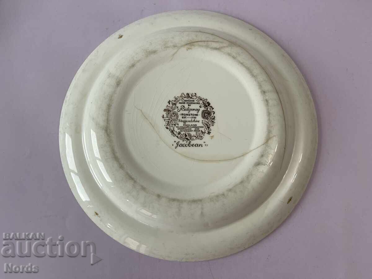 Auction Old porcelain plate Auction Old porcelain plate
