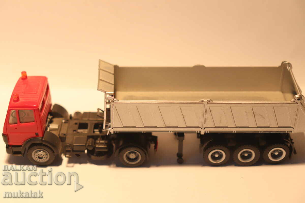 Auction  HERPA 1:87 H0 MERCEDES GONDOLA DUMP TRUCK TIR MODEL