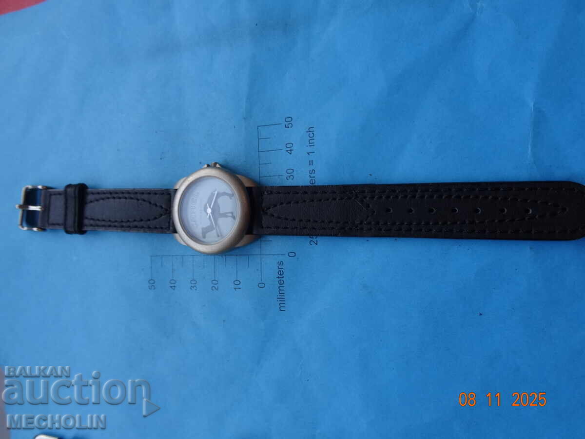 Auction  CAMEL Clock Mechanism