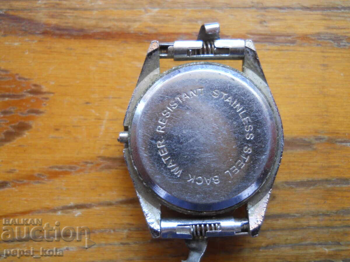 Дамски кварцов часовник "Longines" с цена 10.00 лв. | € 5.11