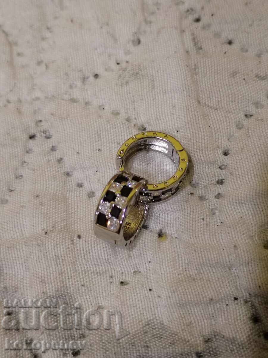 Silver earrings with price 12.00 BGN | € 6.14 Silver earrings with price 12.00 BGN | € 6.14