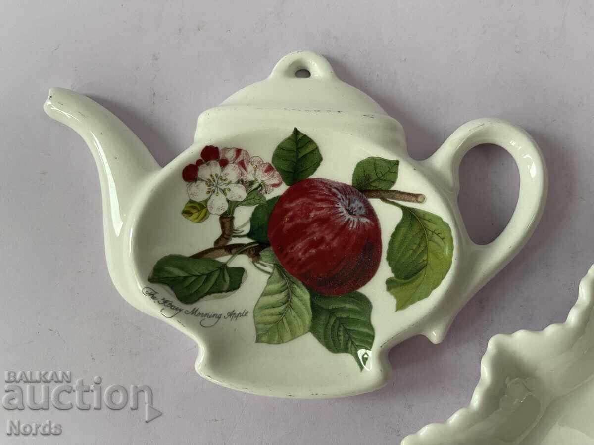 English porcelain saucers with price 3.00 BGN | € 1.53 English porcelain saucers with price 3.00 BGN | € 1.53