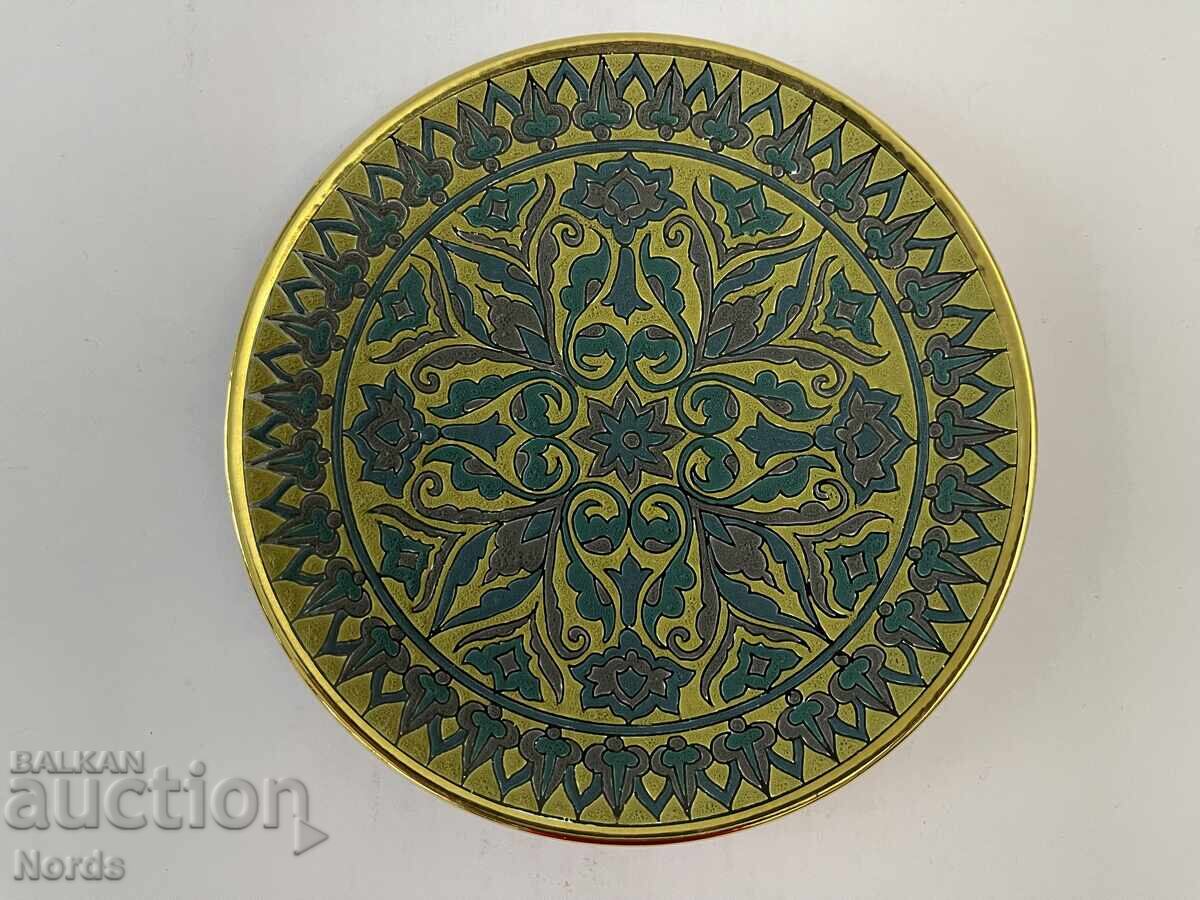 Μάνταλα - Ελληνικό πιάτο με τιμή 6.00 BGN | € 3.07 Μάνταλα - Ελληνικό πιάτο με τιμή 6.00 BGN | € 3.07