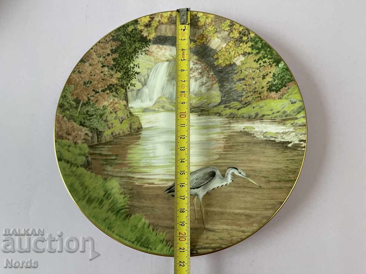 Royal Doulton English Plate - 6 Royal Doulton English Plate - 6