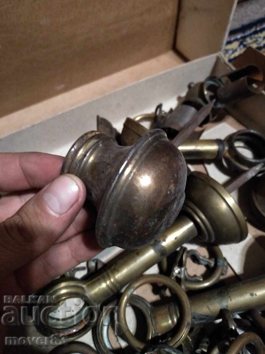 Δημοπρασία Παλιά εξαρτήματα για κουρτινόξυλο. Ορείχαλκος Δημοπρασία Παλιά εξαρτήματα για κουρτινόξυλο. Ορείχαλκος