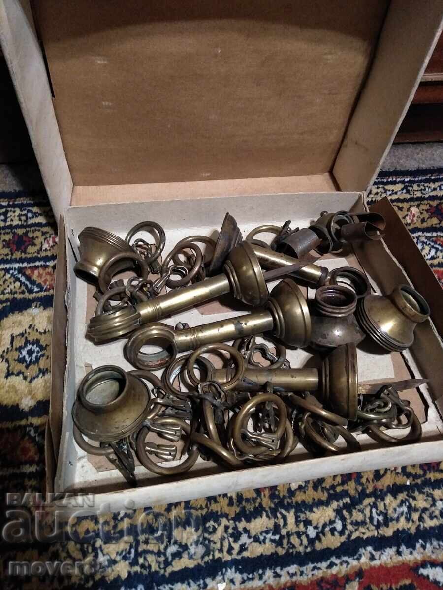 Παλιά εξαρτήματα για κουρτινόξυλο. Ορείχαλκος Παλιά εξαρτήματα για κουρτινόξυλο. Ορείχαλκος