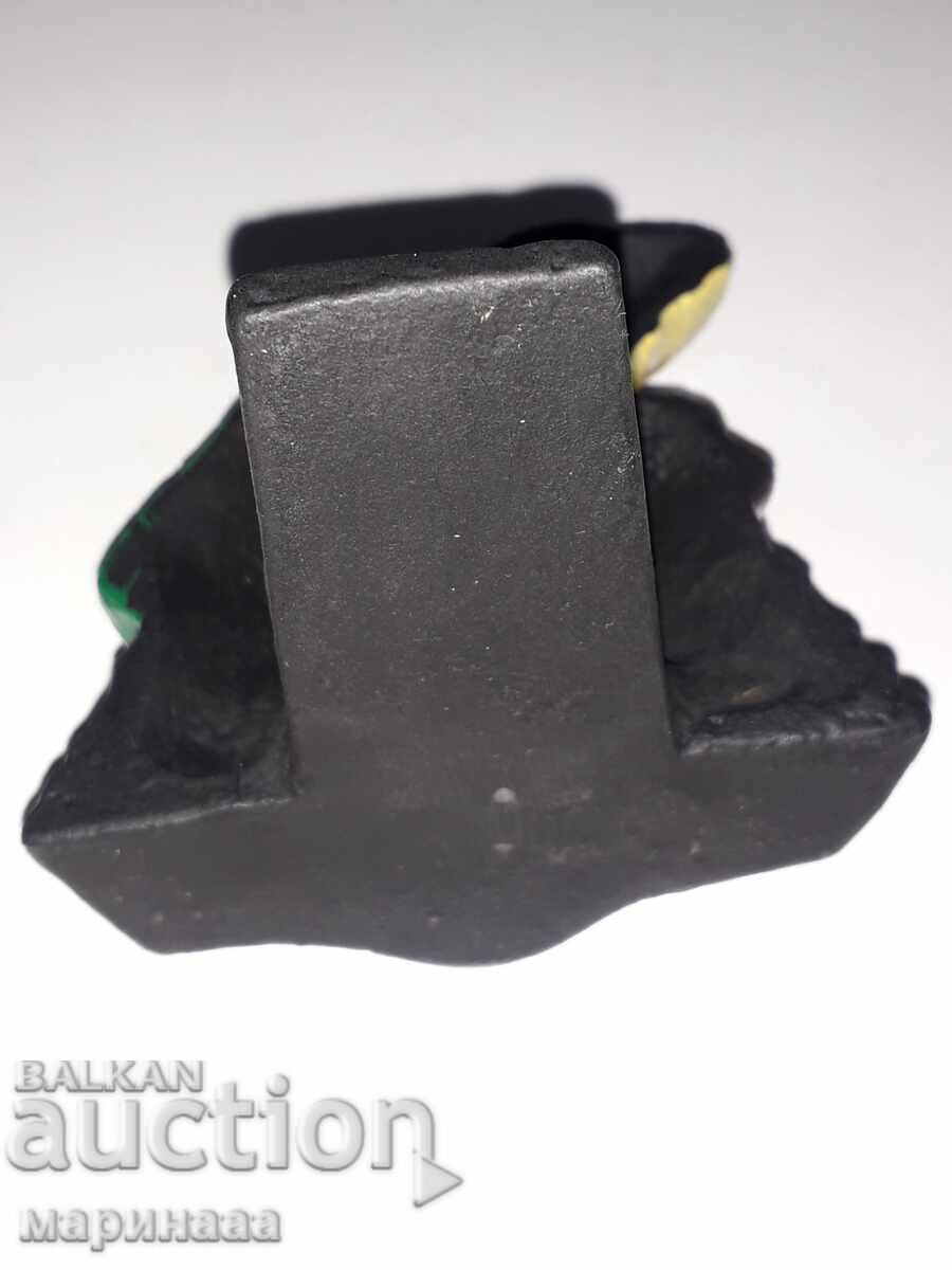 Livrarea FIGURĂ MASIVĂ. FONTĂ TURNATĂ. 563 GR