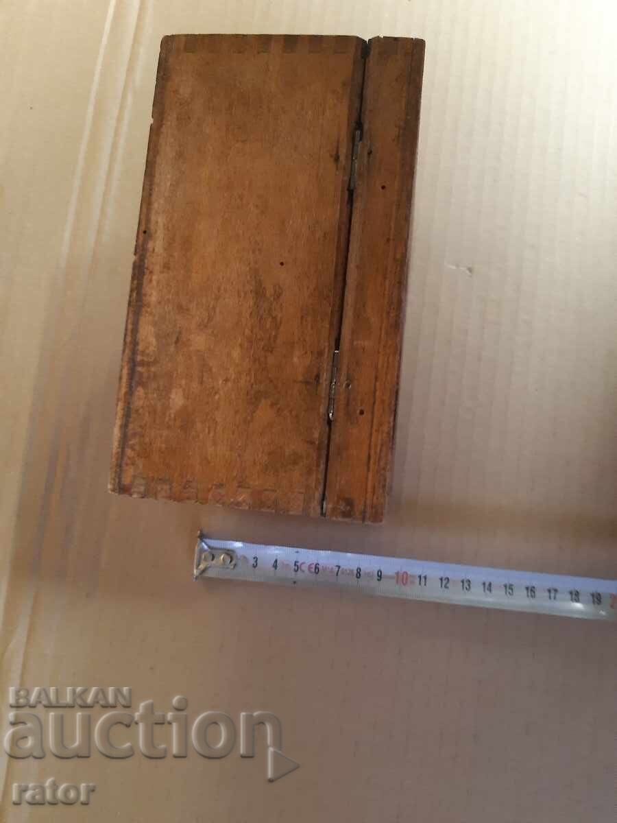 Hand-painted wooden box for an old alarm clock - Kingdom of Bulgaria - 7 Hand-painted wooden box for an old alarm clock - Kingdom of Bulgaria - 7