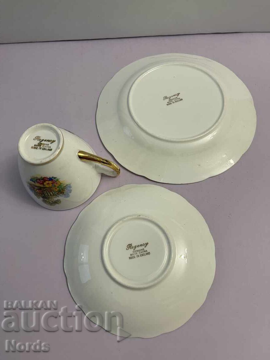 Delivery of English triple tea set