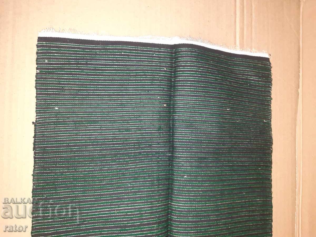 Livrarea Șorț de lână autentic, costum