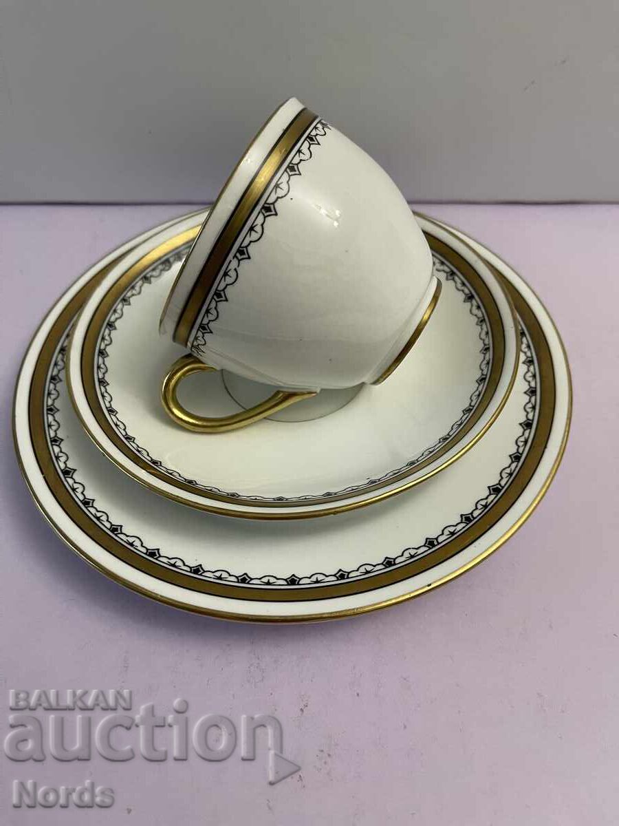 Винтидж английски троен сет за чай с цена 5.35 лв. | € 2.74 Винтидж английски троен сет за чай с цена 5.35 лв. | € 2.74